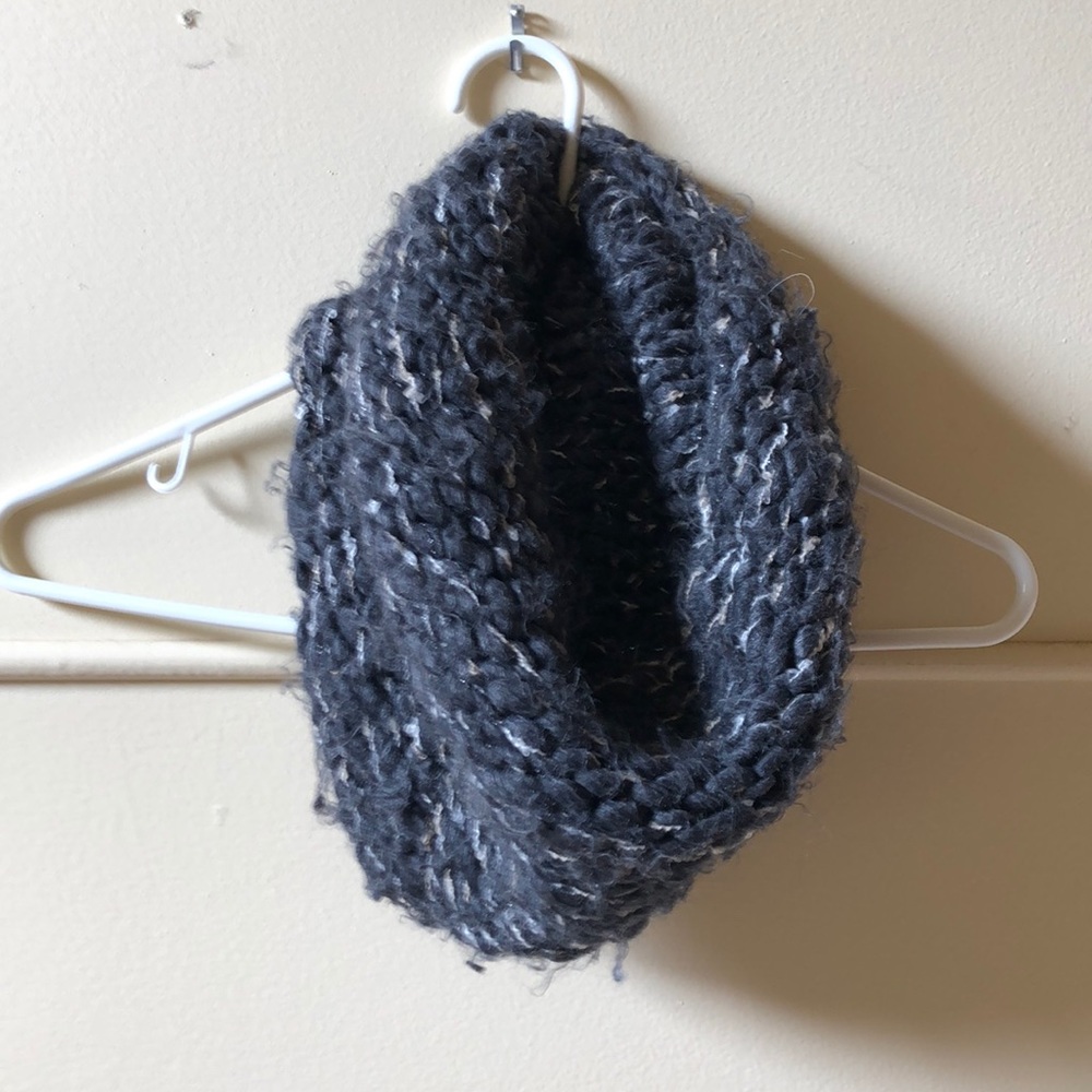 Chunky Knit circle scarf